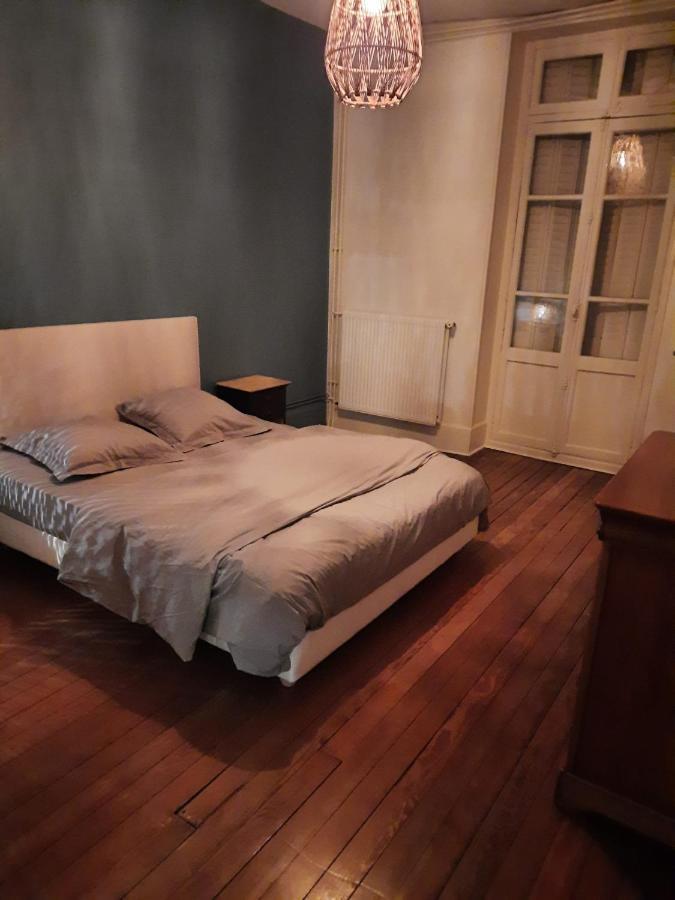 Appartement Jean Paul Sarthe Chalon-sur-Saône Buitenkant foto